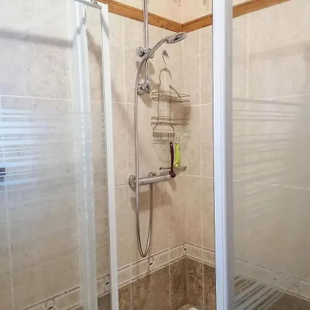 Chez Courrier Holiday home Razecueille